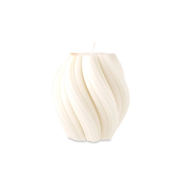 Swirl sculptural soy candle – lime basil & citrus (8 × 9 cm)
